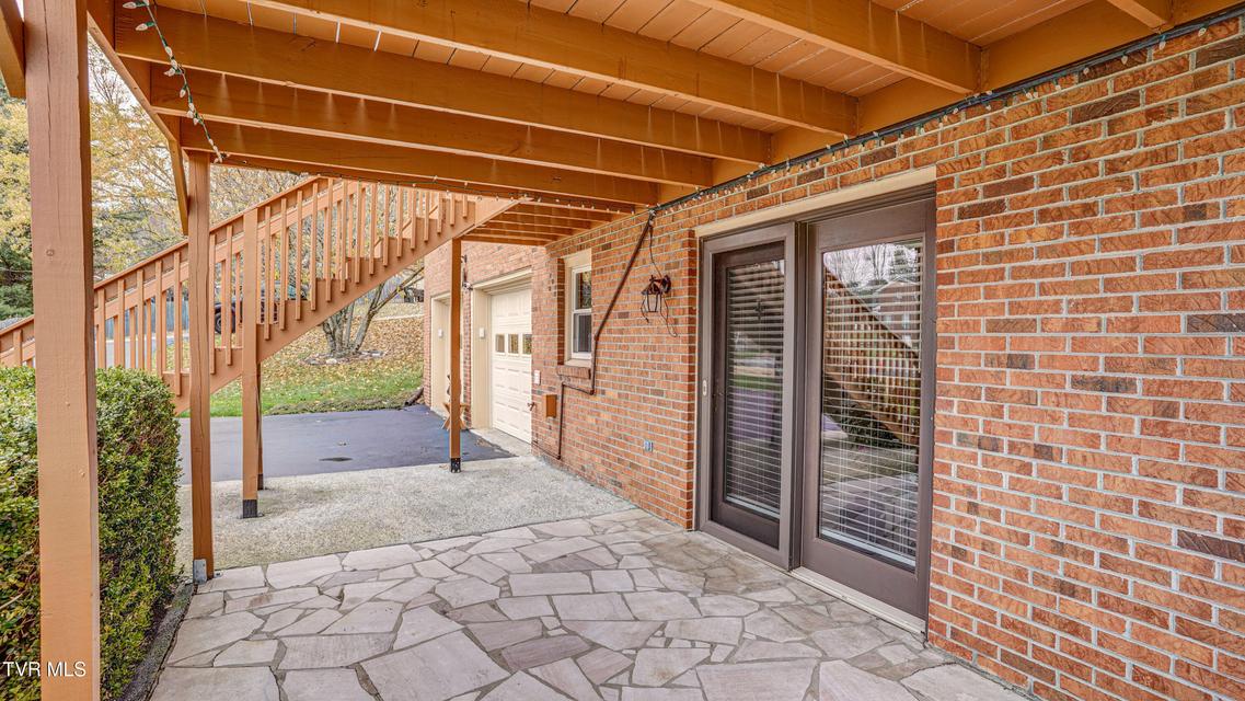 Photo #10: 415 Heritage Drive