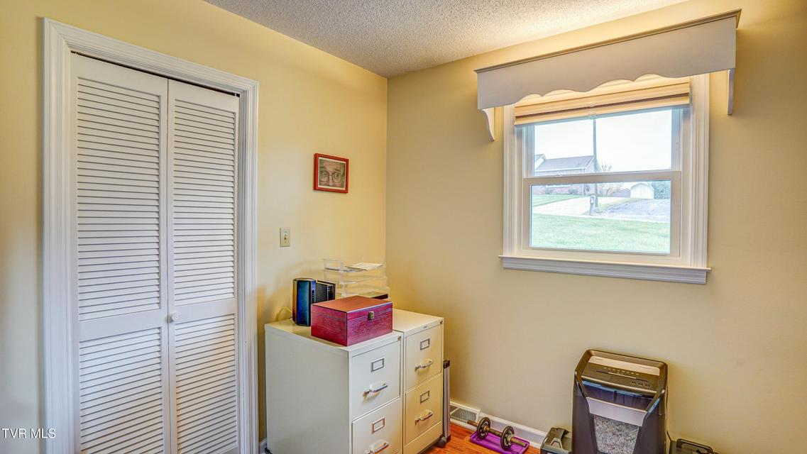 Photo #29: 415 Heritage Drive