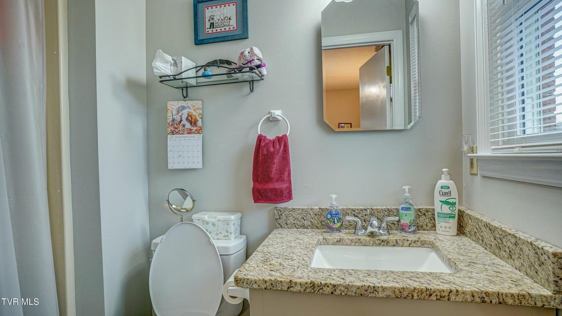 Photo #39: 415 Heritage Drive