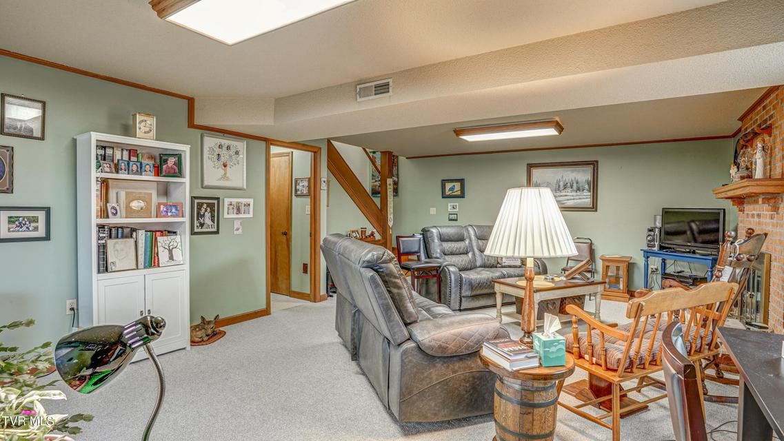 Photo #42: 415 Heritage Drive