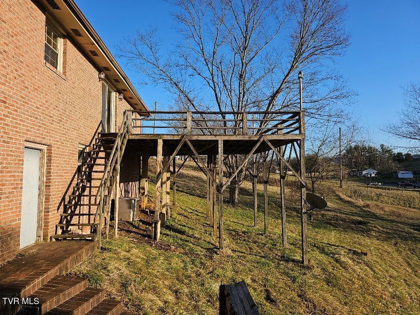 Photo #7: 2617 Banner Street