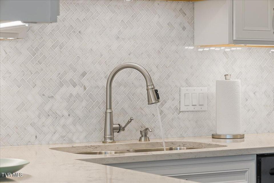 Photo #36: 225 Mary Lamons Road