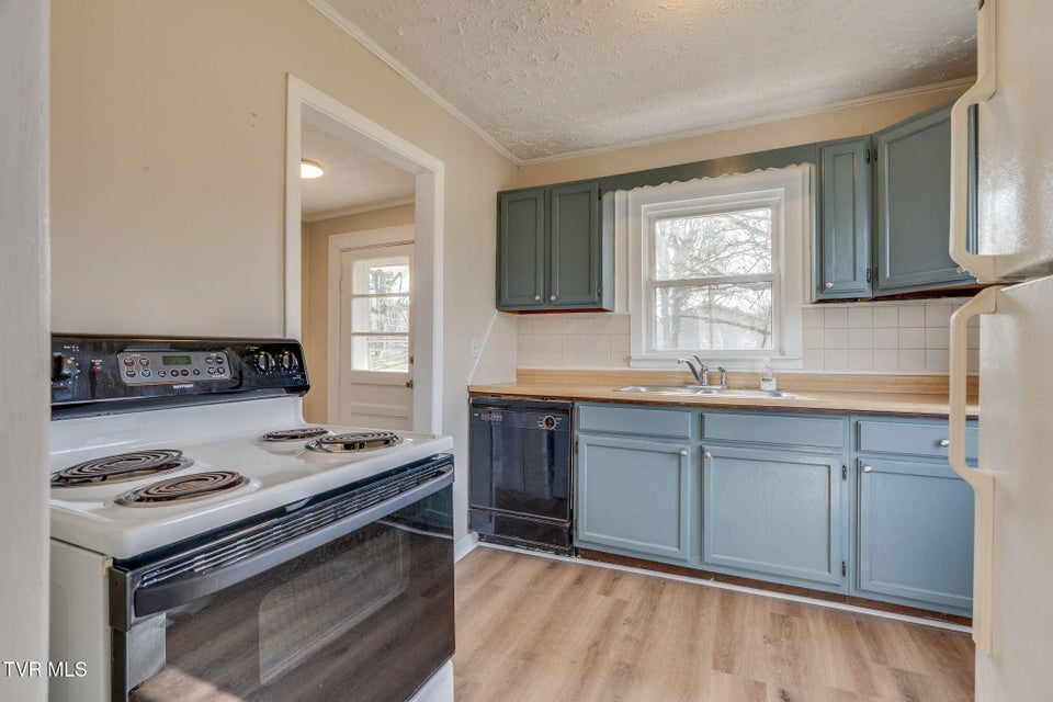 Photo #8: 2608 Nathan Street