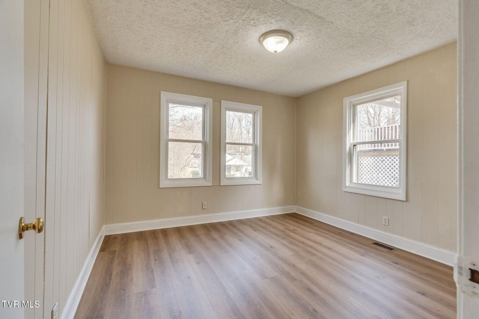 Photo #15: 2608 Nathan Street