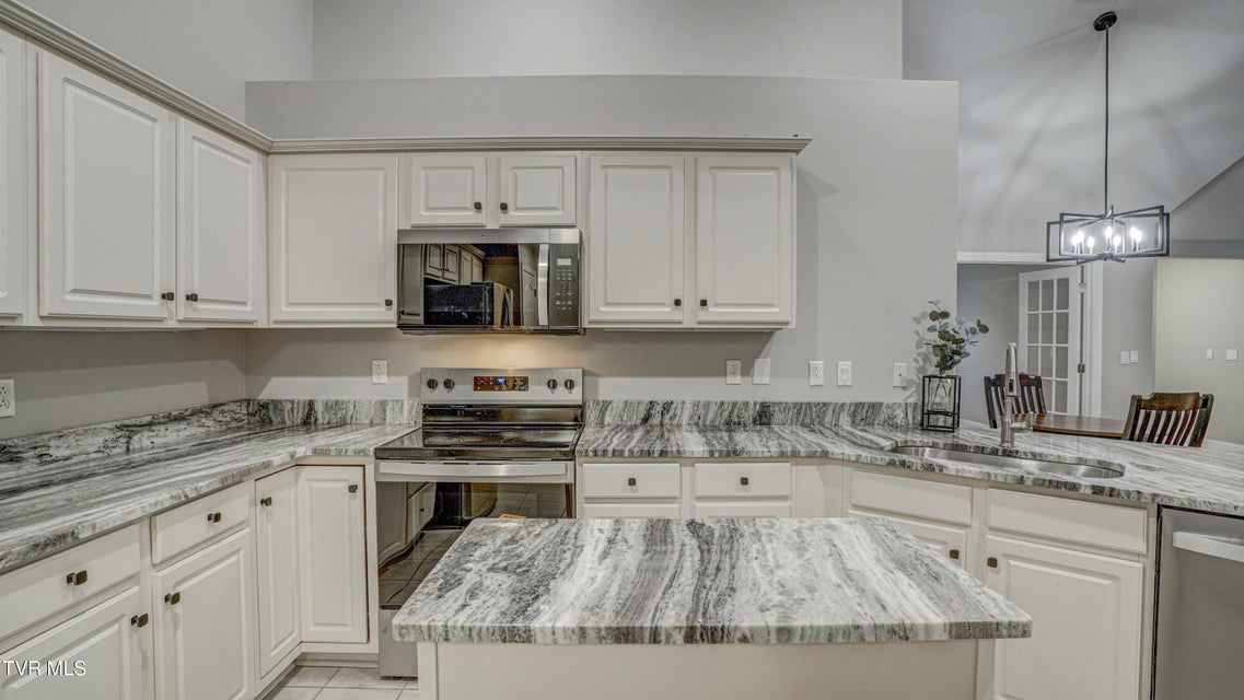 Photo #14: 1682 Hatterdale Farm Road