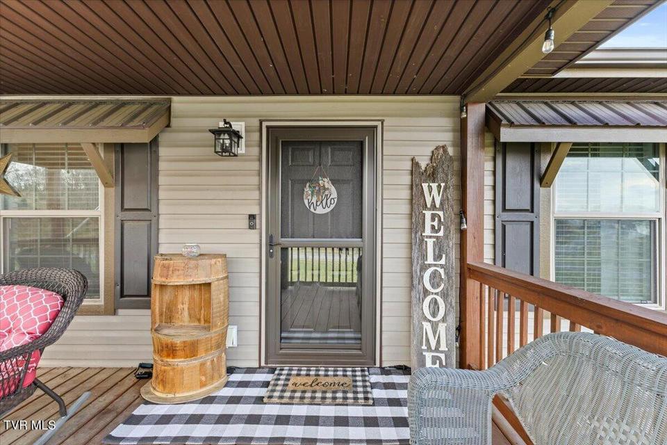 Photo #16: 933 Hunting Hill Road