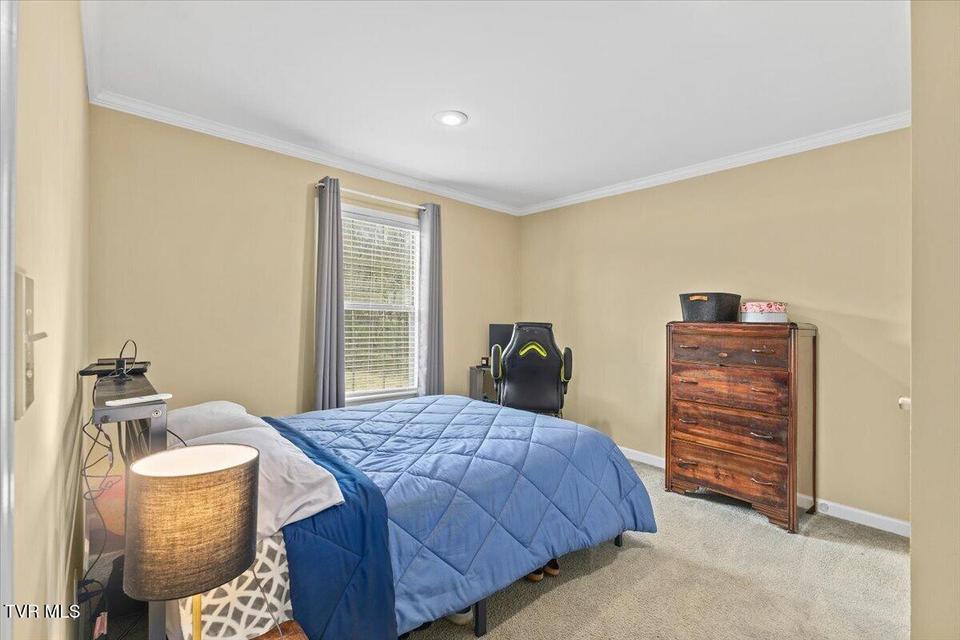 Photo #32: 933 Hunting Hill Road