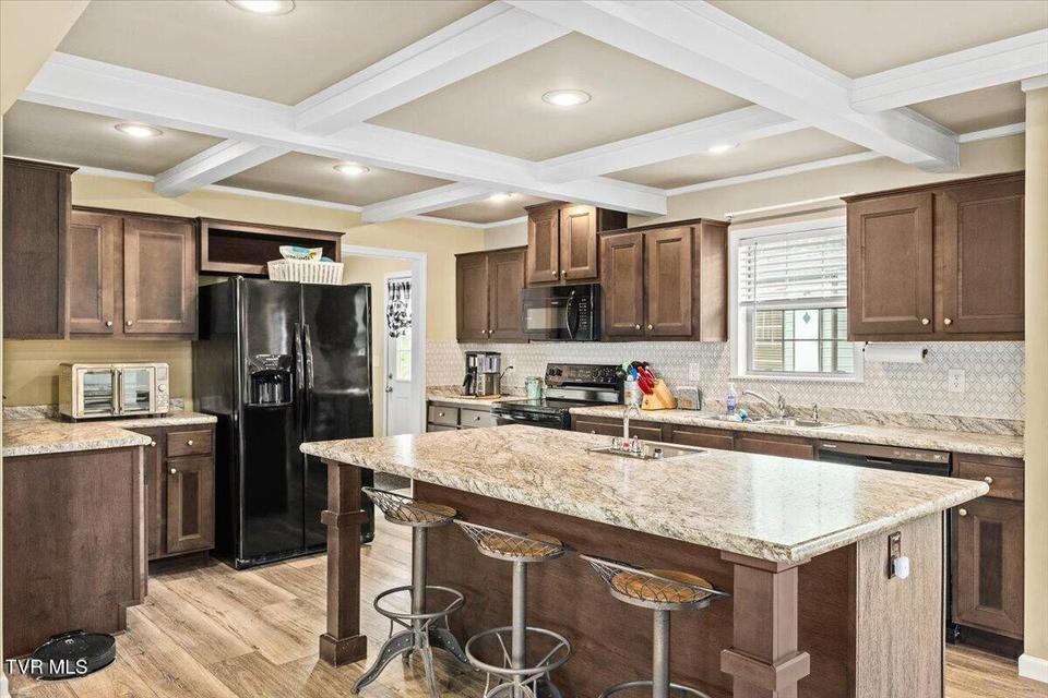 Photo #50: 933 Hunting Hill Road