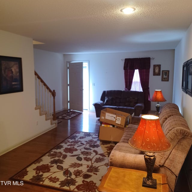 Photo #4: 23 Pepper Ridge Court