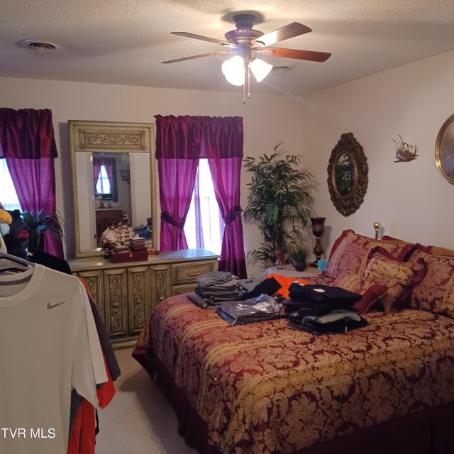 Photo #11: 23 Pepper Ridge Court