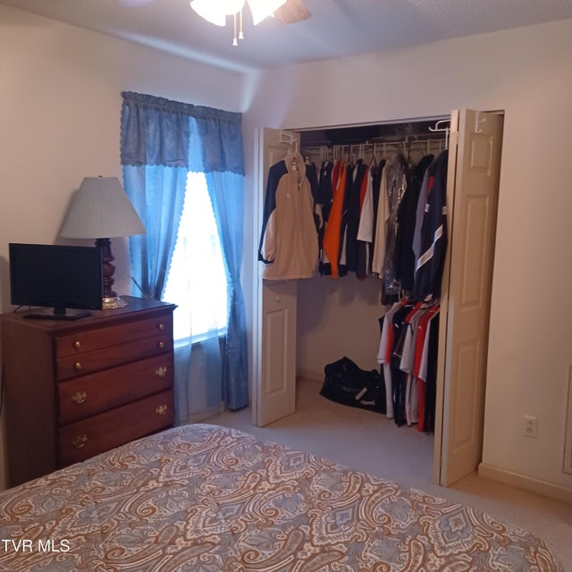 Photo #17: 23 Pepper Ridge Court