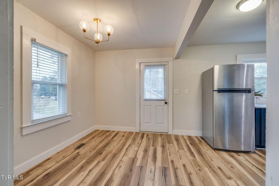 Photo #10: 157 Hawk Street