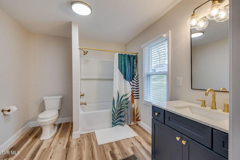 Photo #19: 157 Hawk Street