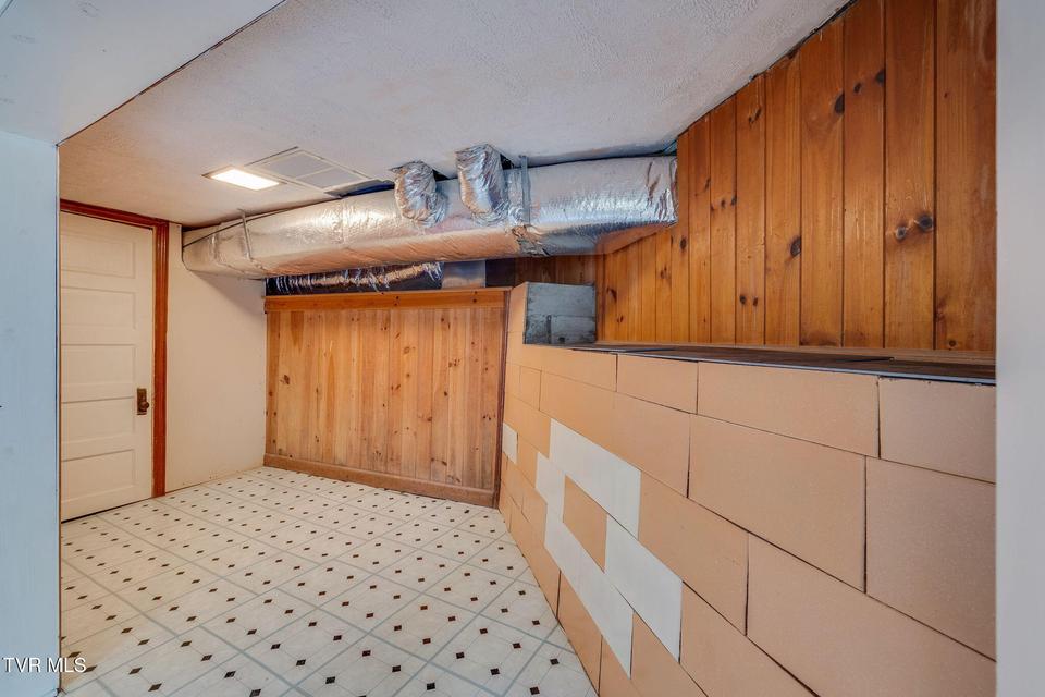 Photo #24: 157 Hawk Street