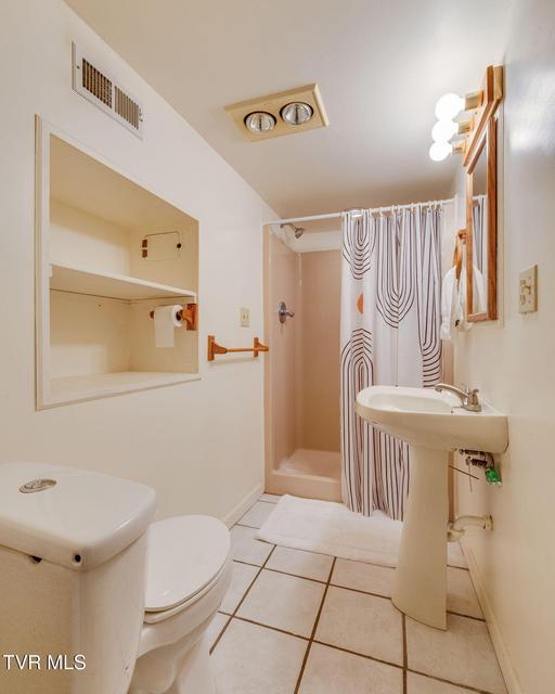 Photo #29: 157 Hawk Street