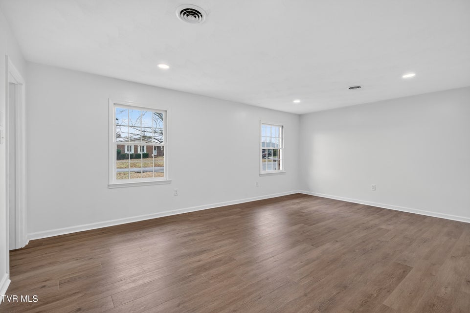 Photo #11: 867 Wayne Avenue