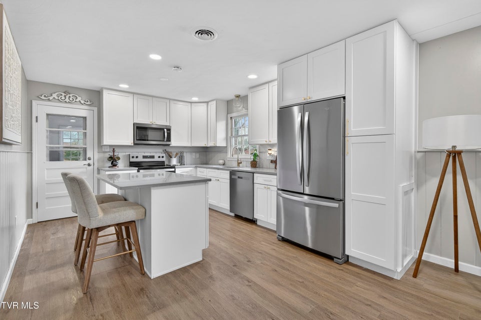 Photo #13: 867 Wayne Avenue