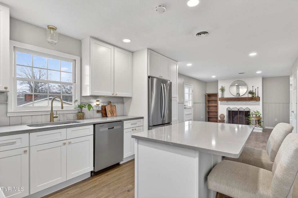 Photo #15: 867 Wayne Avenue