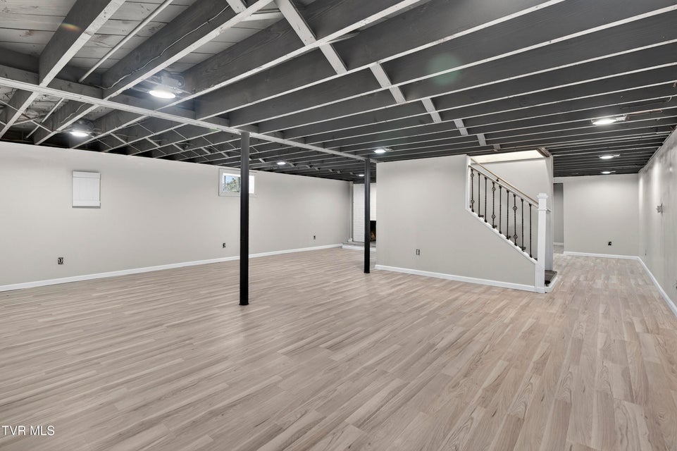 Photo #31: 867 Wayne Avenue