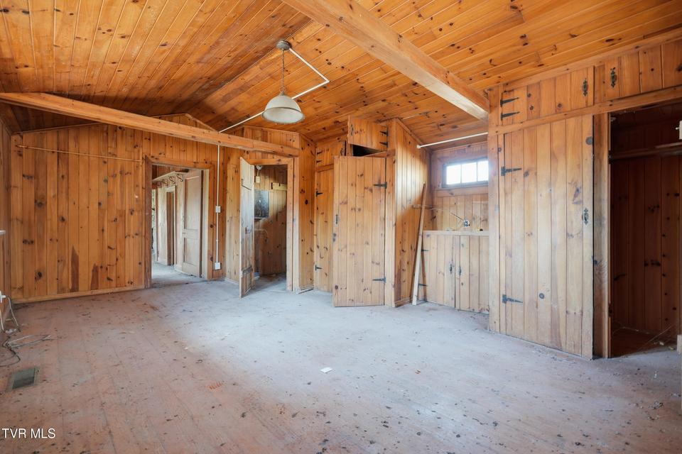 Photo #5: 597 Cavern Road