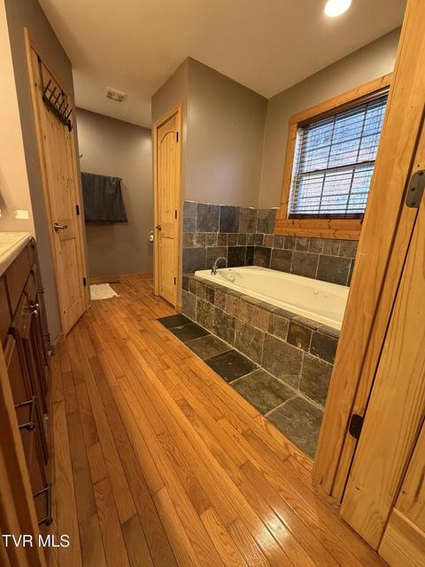 Photo #10: 1915 Dante Road