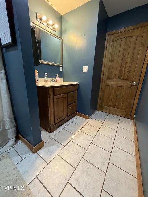 Photo #8: 1915 Dante Road