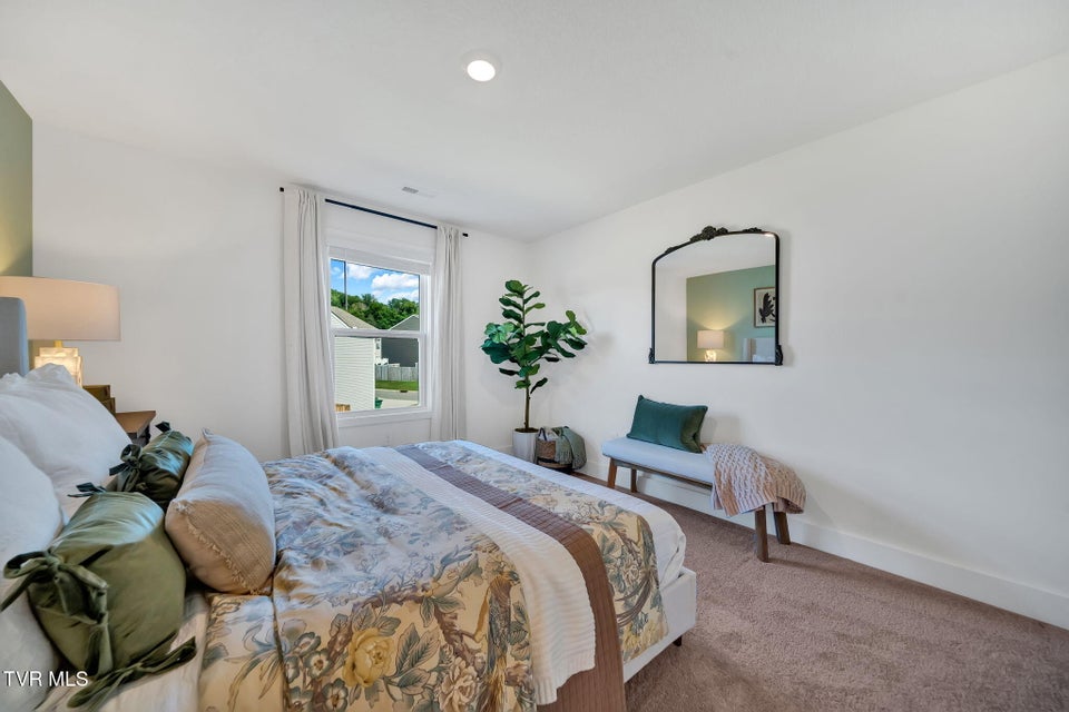 Photo #14: 125 Holt Way 