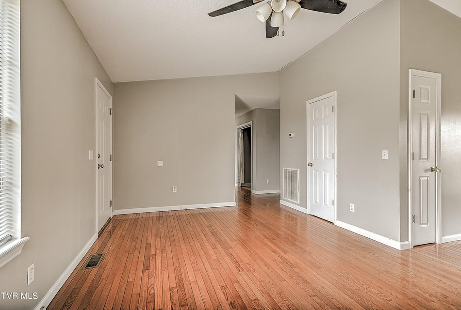 Photo #6: 220 Peters Road