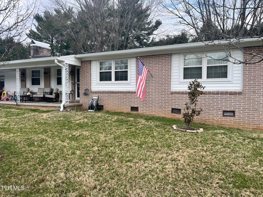 Photo #2: 2409 Circleview Drive