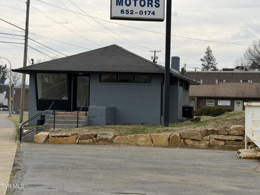 Photo #17: 416 Volunteer Parkway