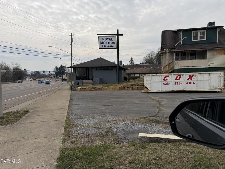 Photo #18: 416 Volunteer Parkway