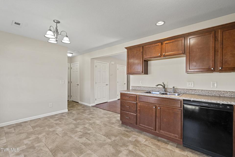 Photo #30: 396 Jonesboro Road