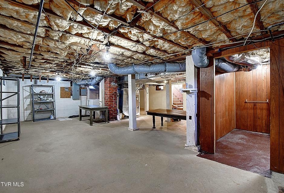 Photo #29: 816 Riverview Drive