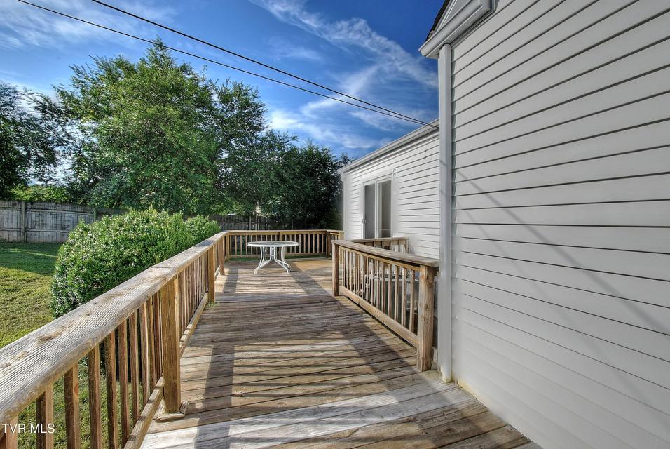 Photo #39: 816 Riverview Drive