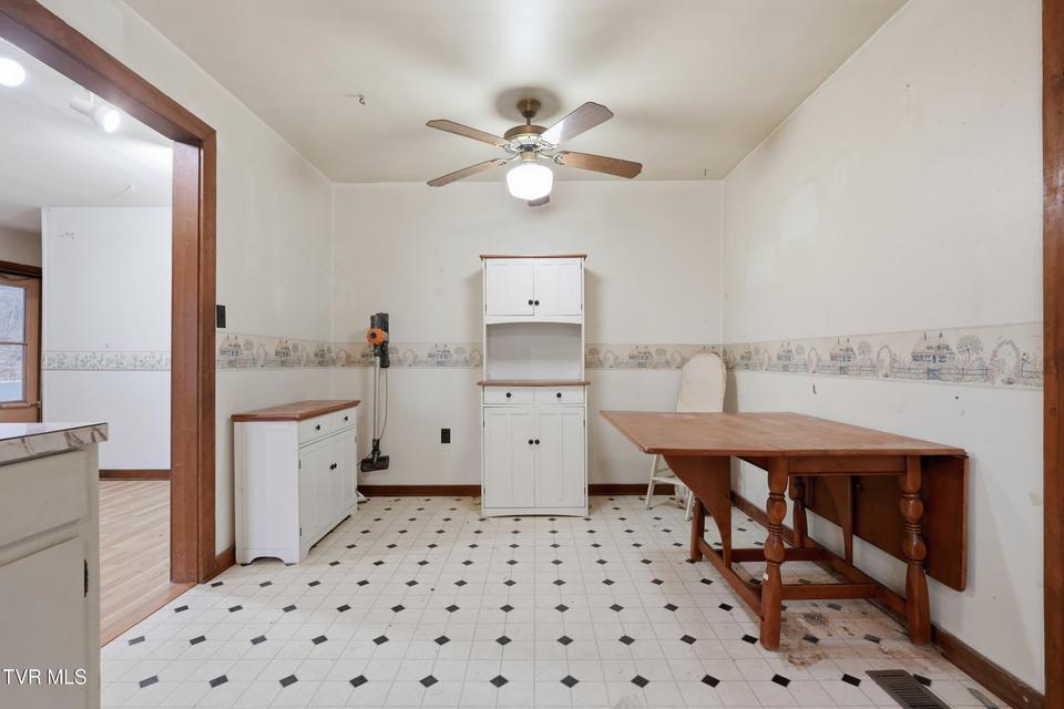 Photo #12: 16120 Mountain Spring Road