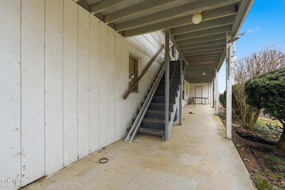 Photo #30: 16120 Mountain Spring Road