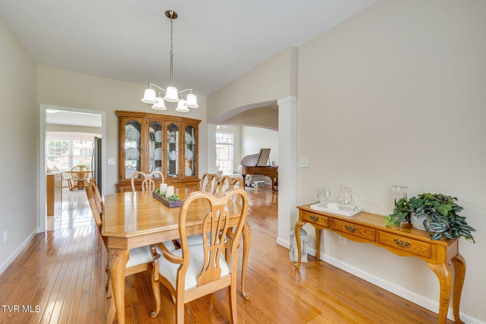 Photo #16: 15 Dale Court