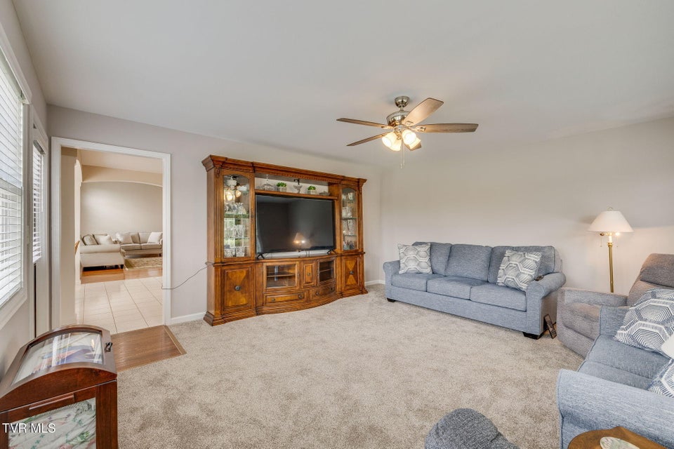 Photo #19: 15 Dale Court