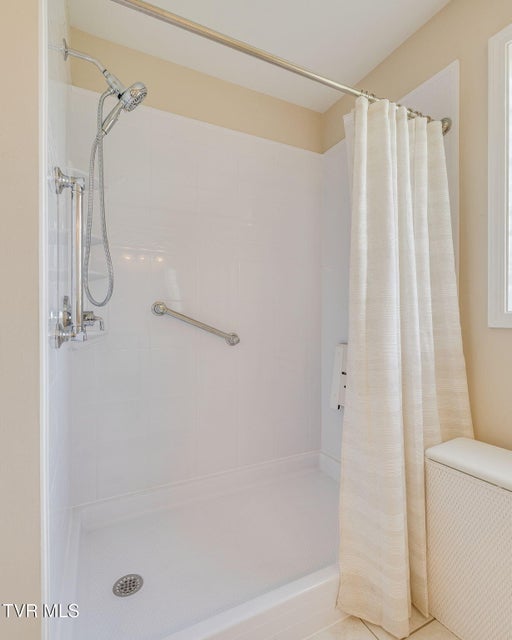 Photo #24: 15 Dale Court