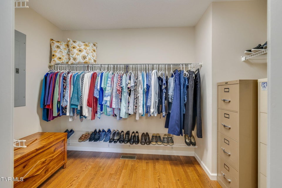 Photo #27: 15 Dale Court