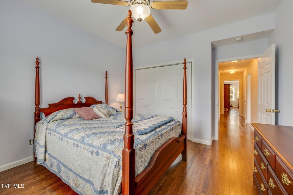 Photo #29: 15 Dale Court