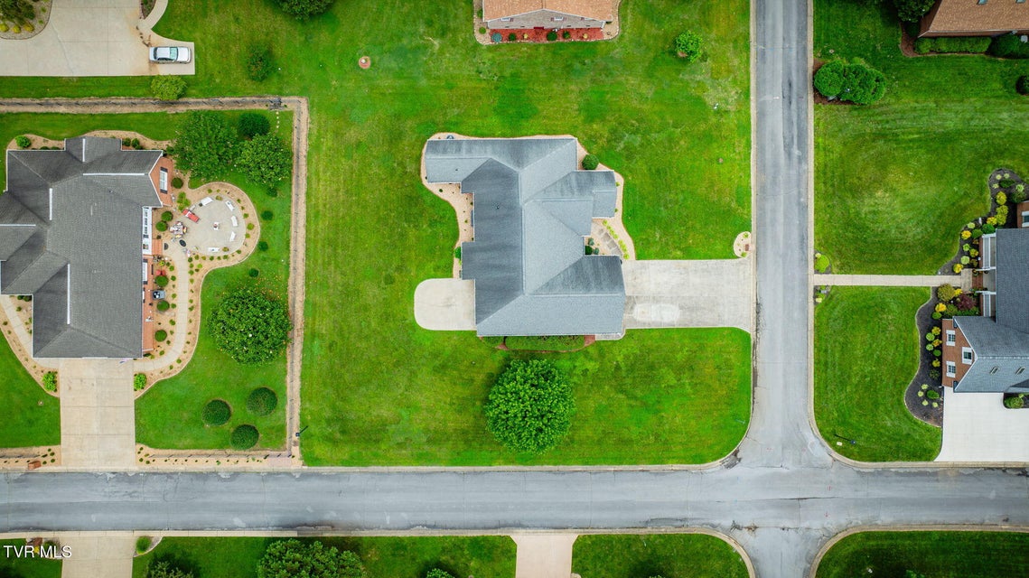 Photo #35: 15 Dale Court