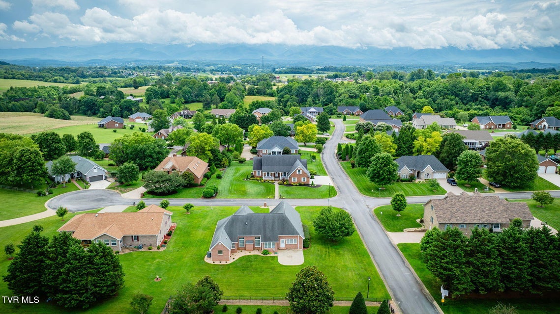 Photo #42: 15 Dale Court