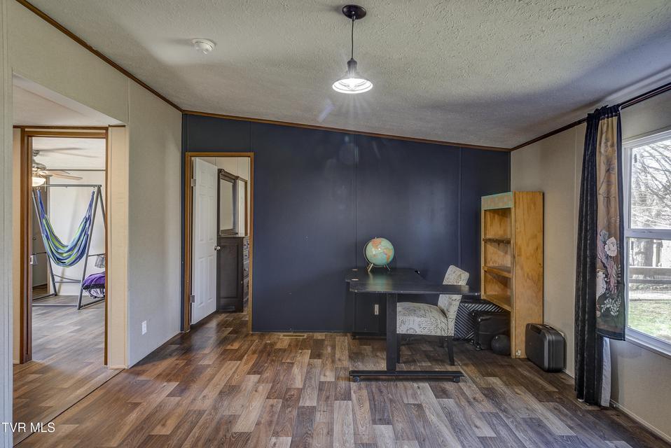 Photo #16: 35 Windsor Street