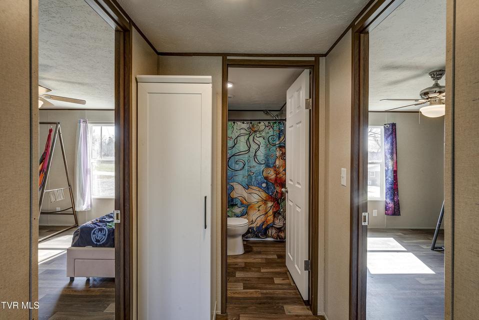 Photo #31: 35 Windsor Street