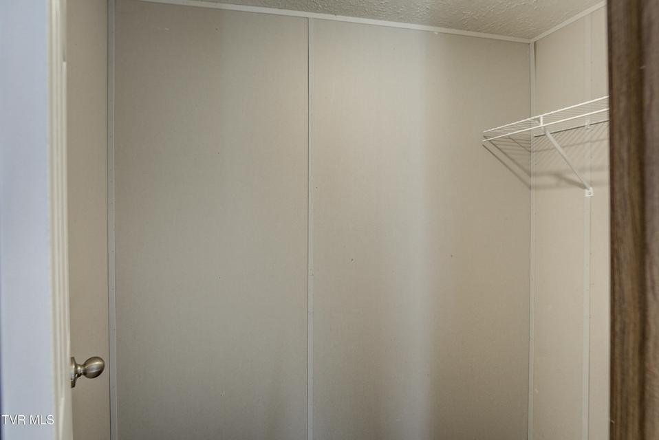 Photo #30: 35 Windsor Street