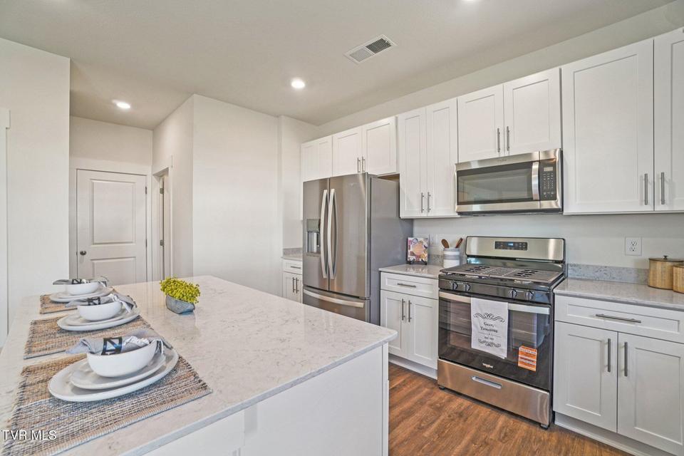 Photo #3: 375 Alta Tree Blvd 