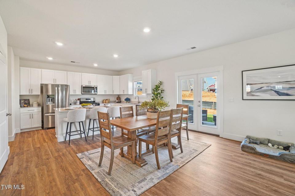 Photo #7: 375 Alta Tree Blvd 