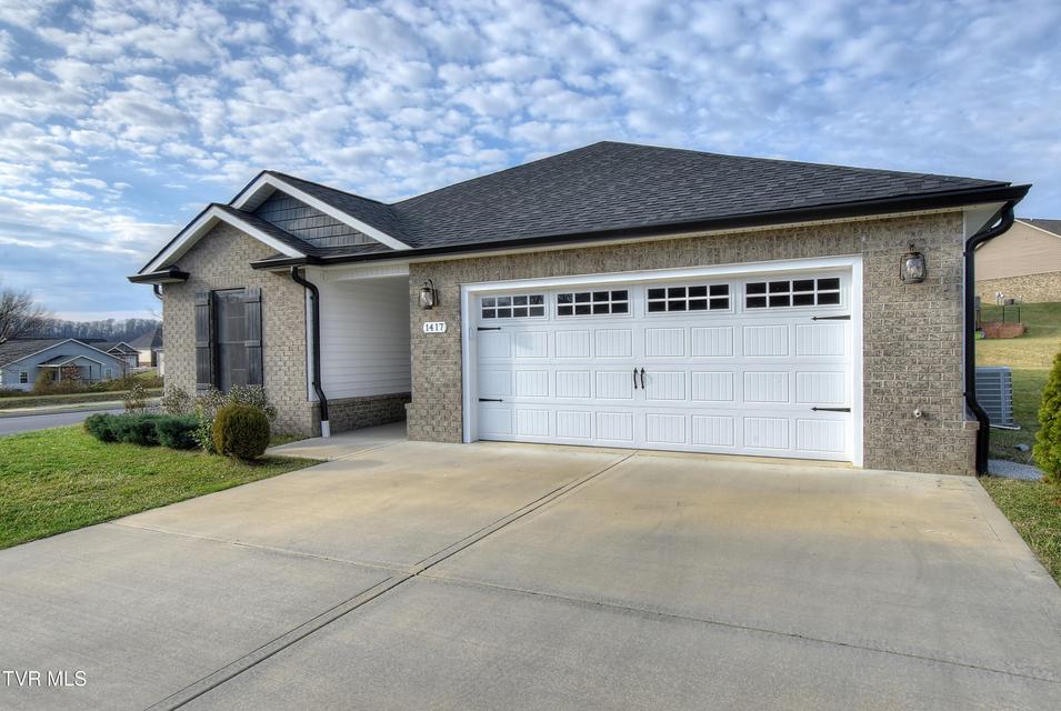 Photo #3: 1417 Lemongrass Drive