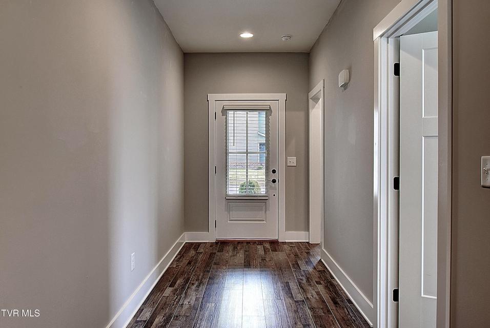 Photo #7: 1417 Lemongrass Drive